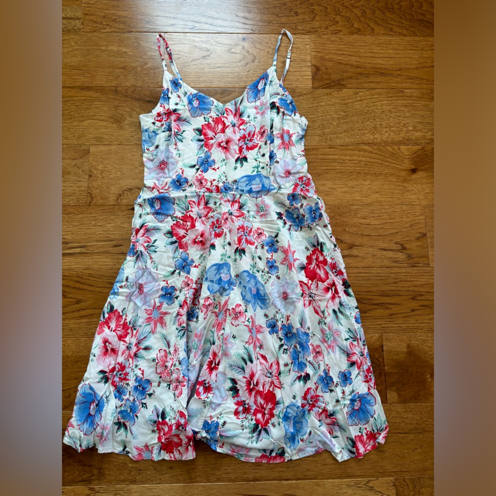 Floral White Flowy Dress (Brand: GAP, Size: S)